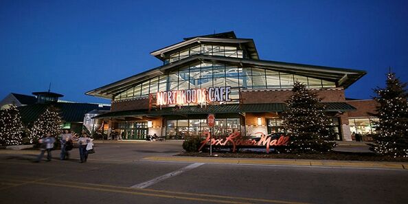 Off-duty Fond du Lac County Sheriff's Deputy saved a life, while assisting law enforcement in Fox River Mall shooting